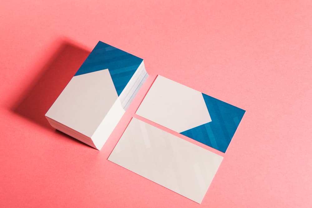 Cartão de visita frente e verso: como chamar atenção